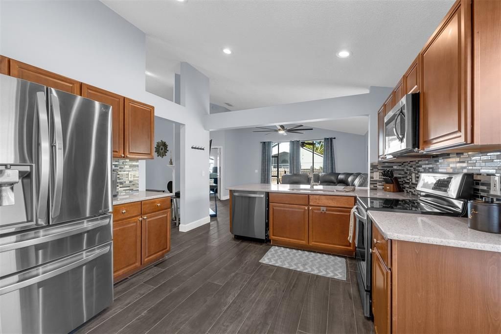 待售: $479,000 (3 贝兹, 2 浴室, 1592 平方英尺)