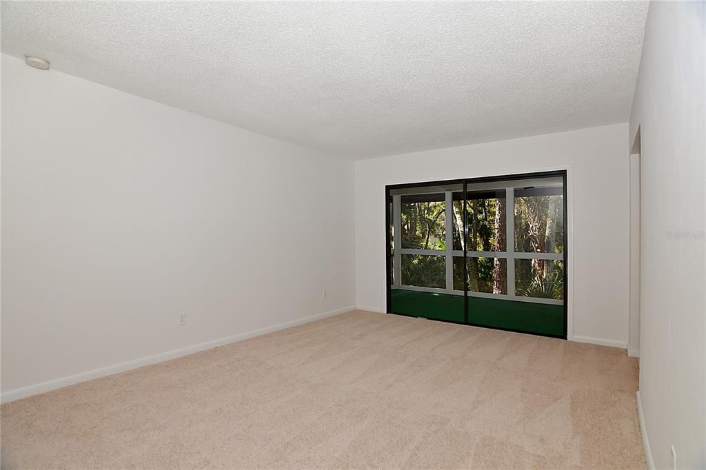 В аренду: $1,600 (2 спален, 2 ванн, 950 Квадратных фут)