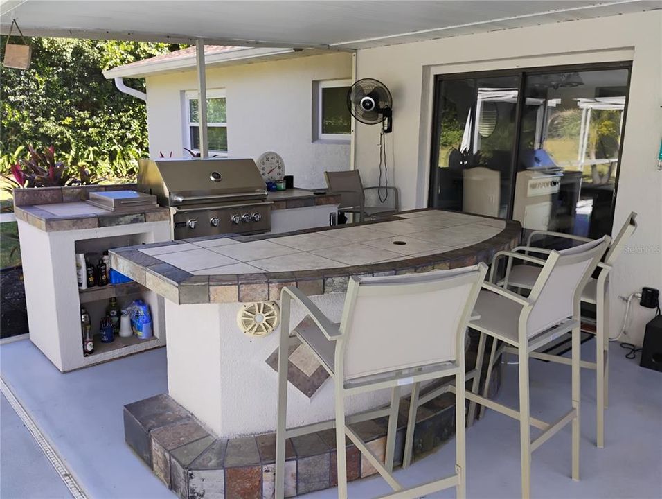 En Venta: $369,000 (2 camas, 2 baños, 1098 Pies cuadrados)