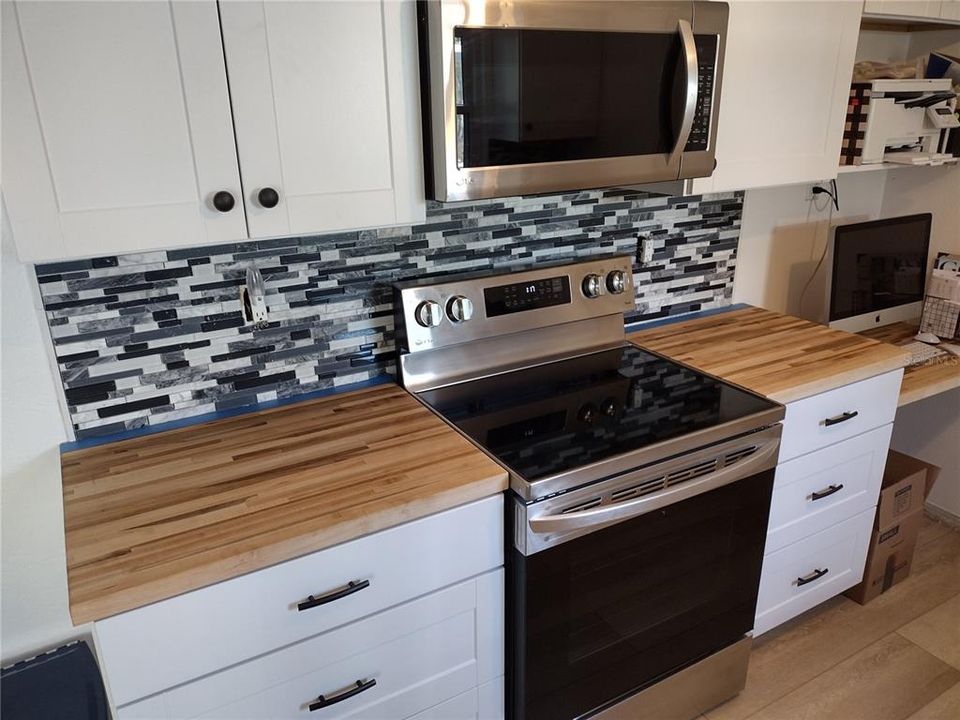 En Venta: $369,000 (2 camas, 2 baños, 1098 Pies cuadrados)