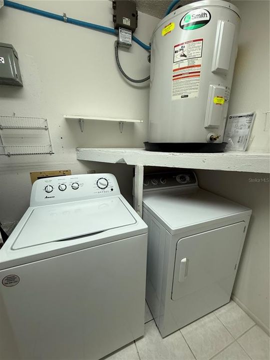 Active With Contract: $195,000 (3 beds, 2 baths, 1230 Square Feet)