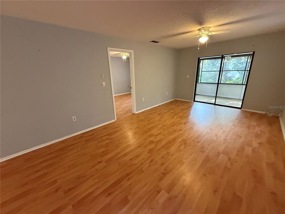 Active With Contract: $195,000 (3 beds, 2 baths, 1230 Square Feet)