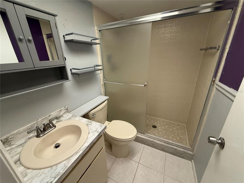 Active With Contract: $195,000 (3 beds, 2 baths, 1230 Square Feet)