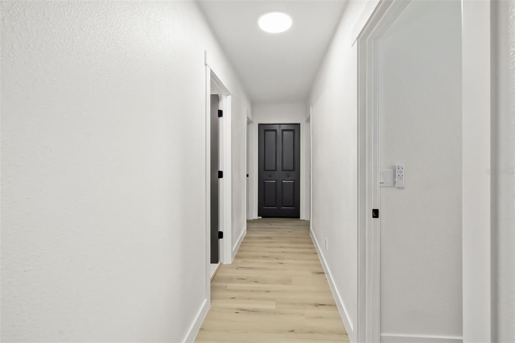 待售: $649,900 (6 贝兹, 2 浴室, 2973 平方英尺)