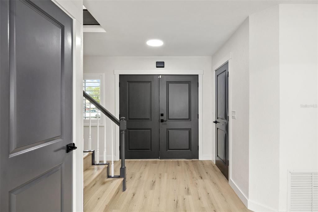 待售: $649,900 (6 贝兹, 2 浴室, 2973 平方英尺)