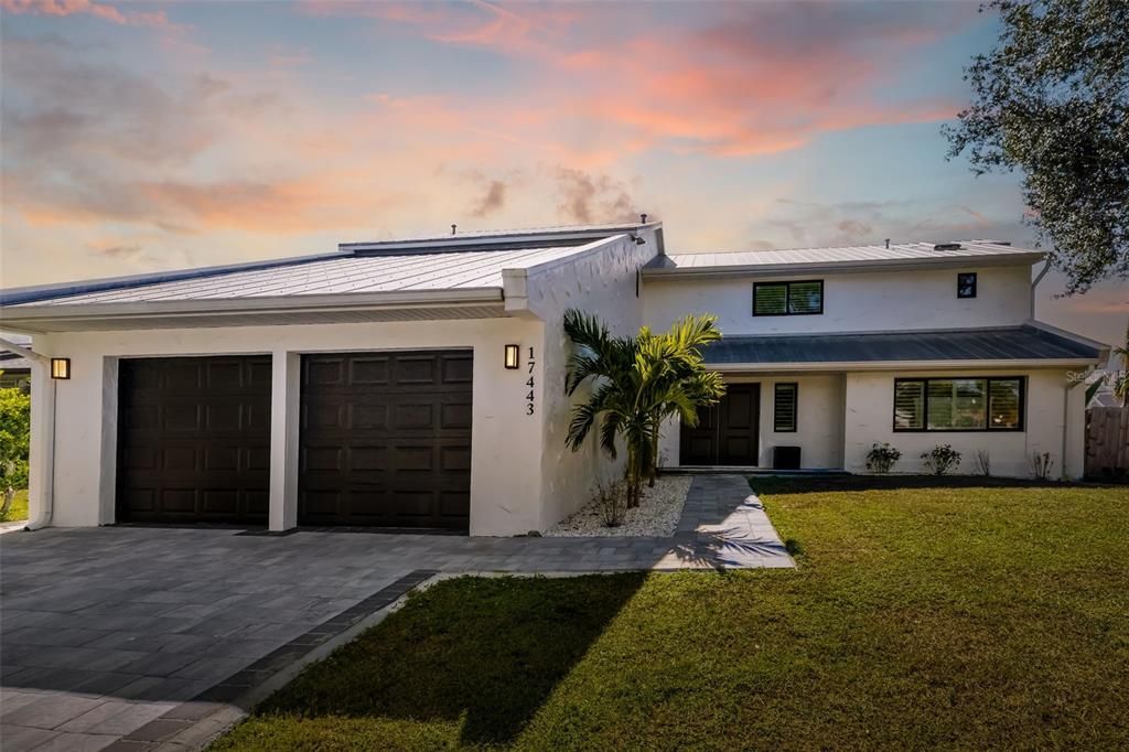 待售: $649,900 (6 贝兹, 2 浴室, 2973 平方英尺)