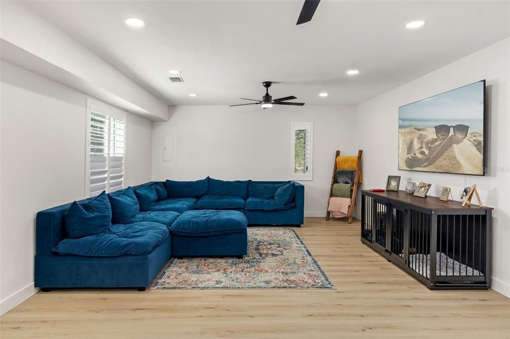 待售: $649,900 (6 贝兹, 2 浴室, 2973 平方英尺)