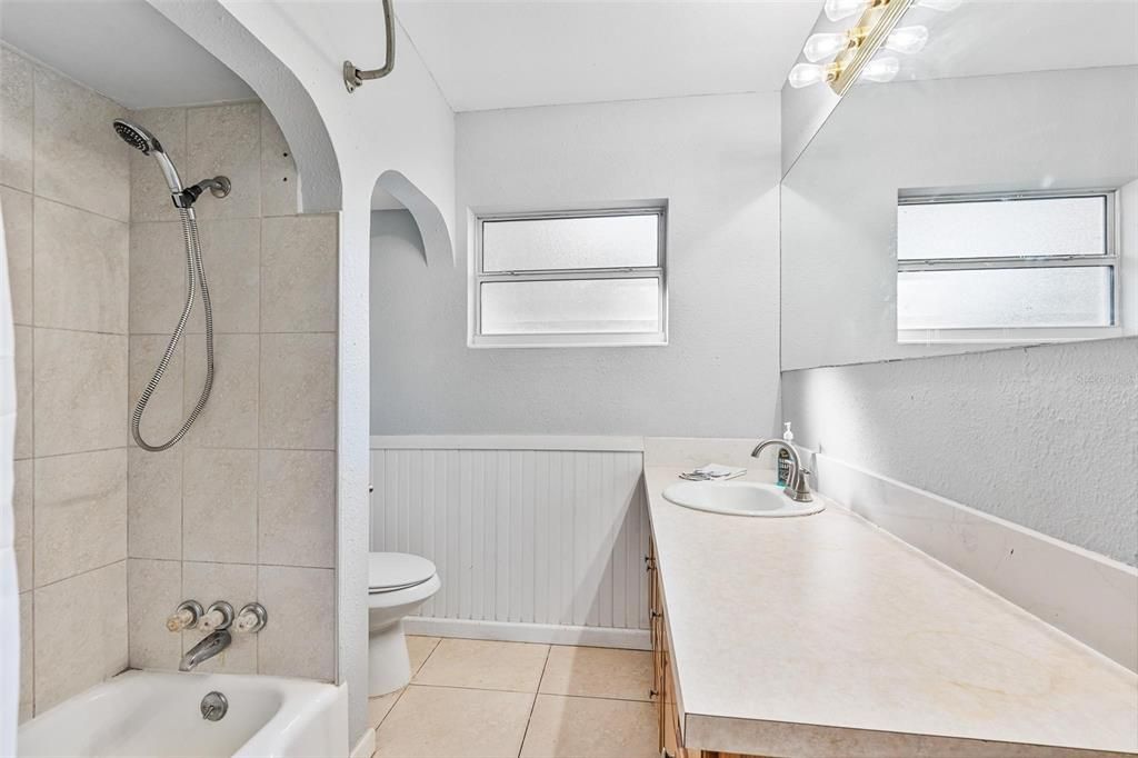 待售: $365,000 (3 贝兹, 2 浴室, 1474 平方英尺)