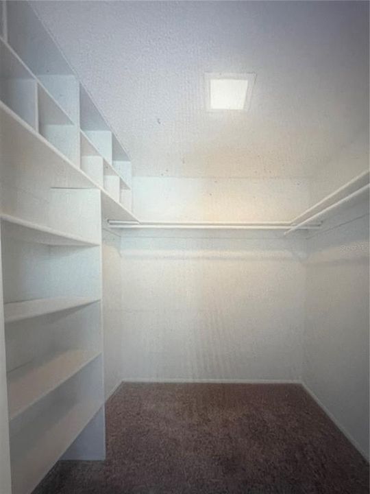 En Venta: $299,900 (4 camas, 2 baños, 1425 Pies cuadrados)