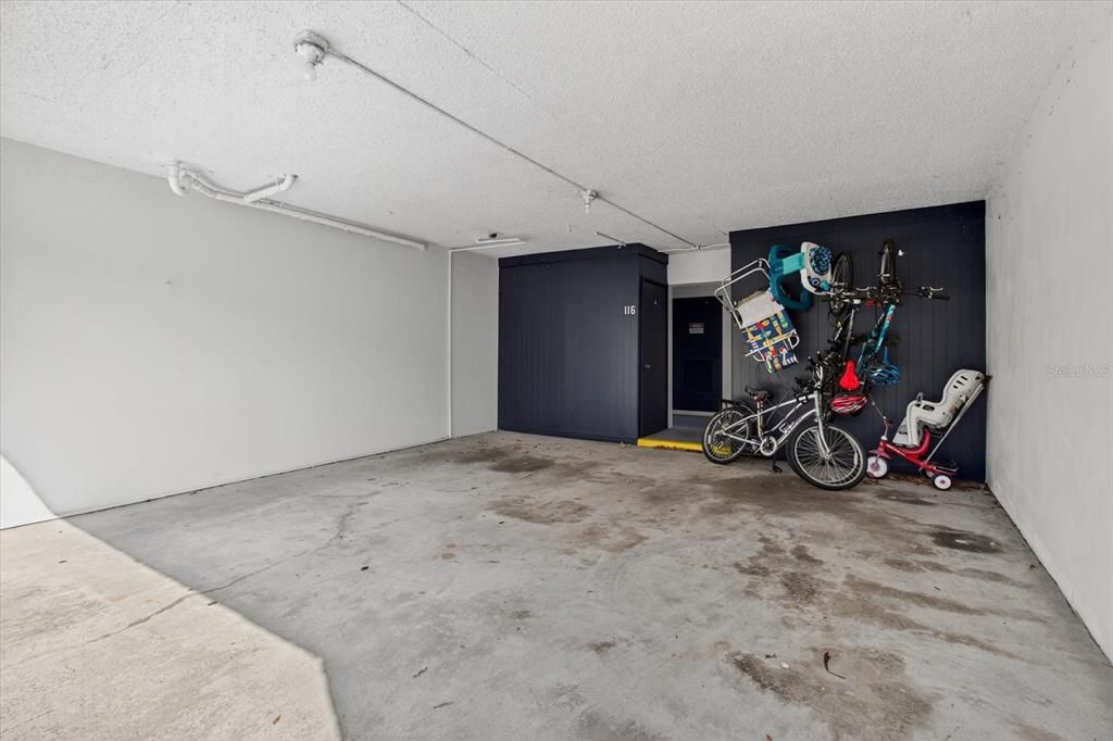 En Venta: $299,900 (4 camas, 2 baños, 1425 Pies cuadrados)