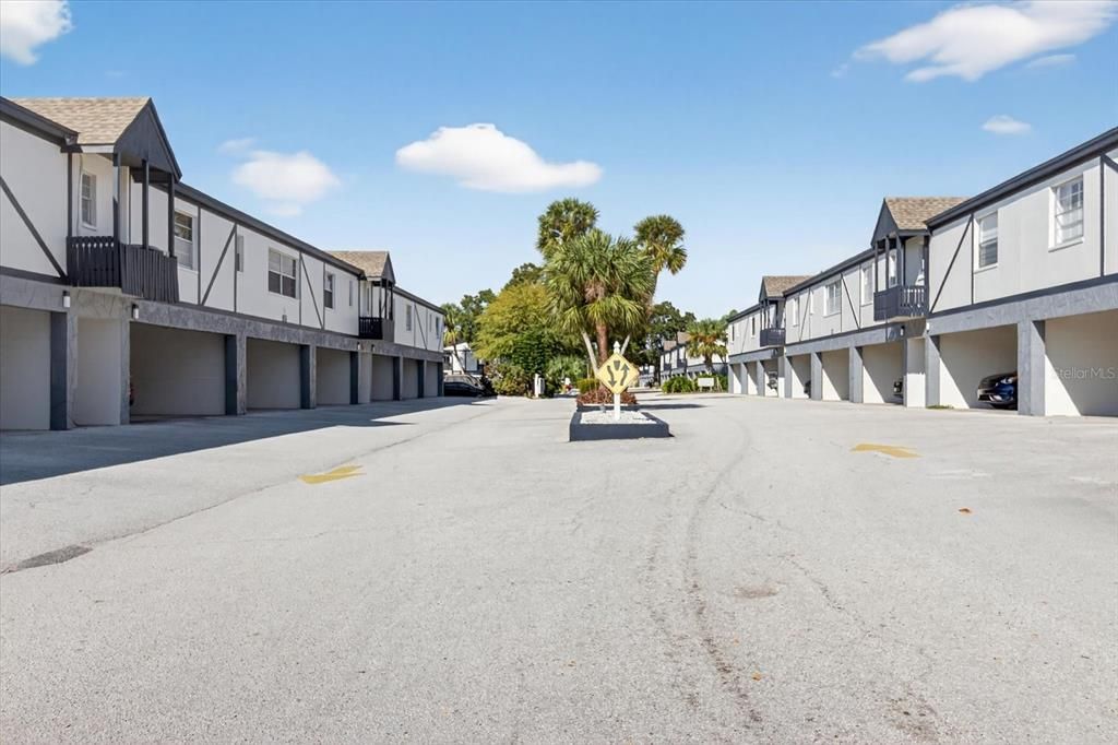 En Venta: $299,900 (4 camas, 2 baños, 1425 Pies cuadrados)