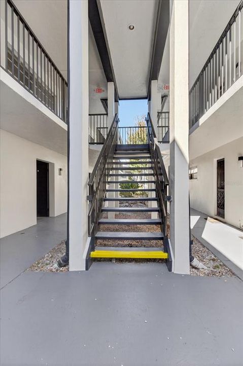 En Venta: $299,900 (4 camas, 2 baños, 1425 Pies cuadrados)