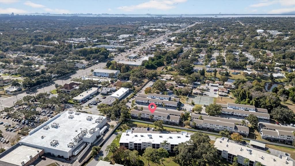 En Venta: $299,900 (4 camas, 2 baños, 1425 Pies cuadrados)