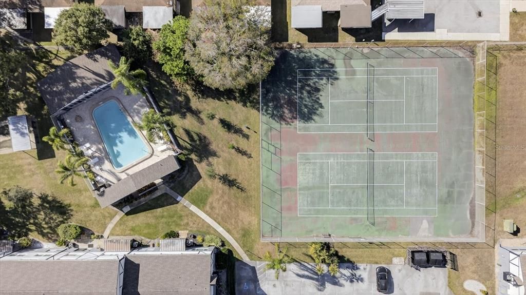 En Venta: $299,900 (4 camas, 2 baños, 1425 Pies cuadrados)