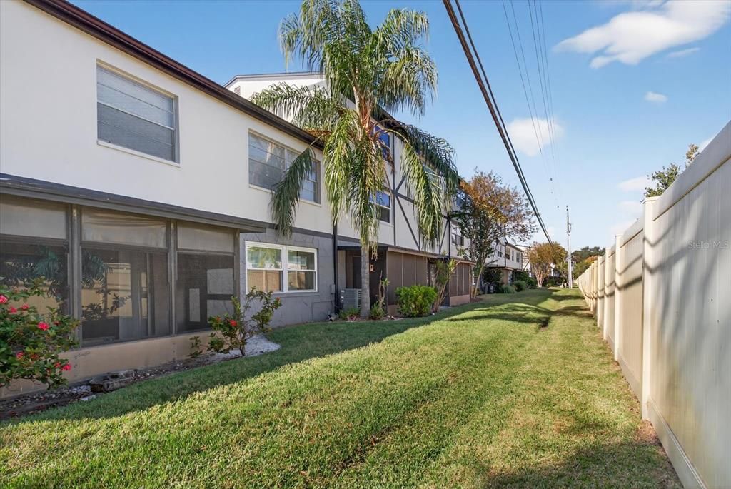 En Venta: $299,900 (4 camas, 2 baños, 1425 Pies cuadrados)