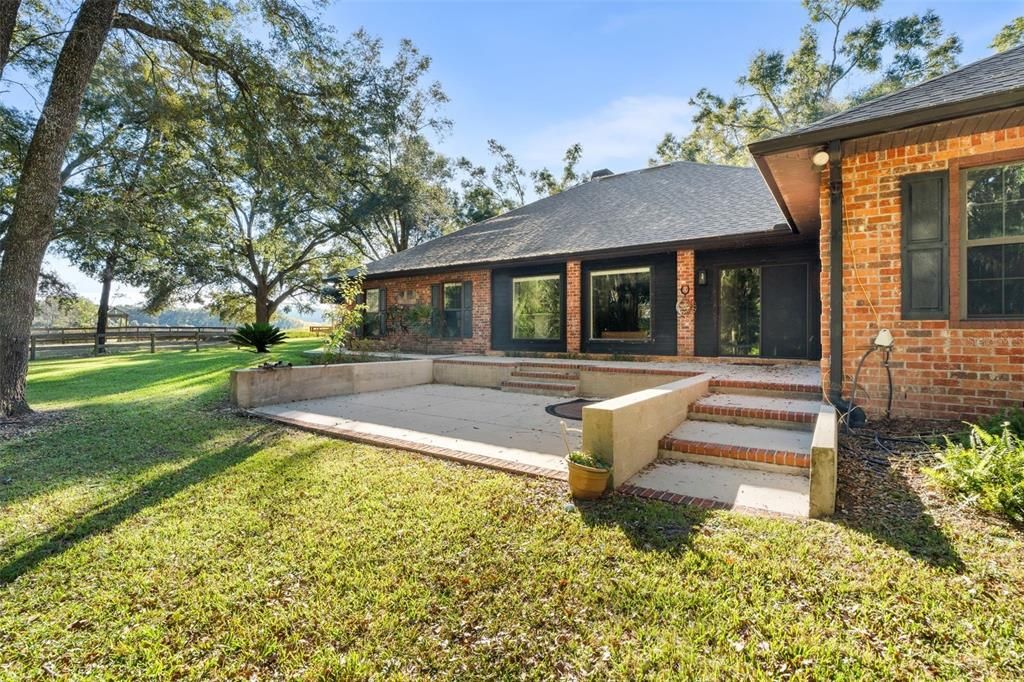 待售: $929,900 (3 贝兹, 2 浴室, 2865 平方英尺)