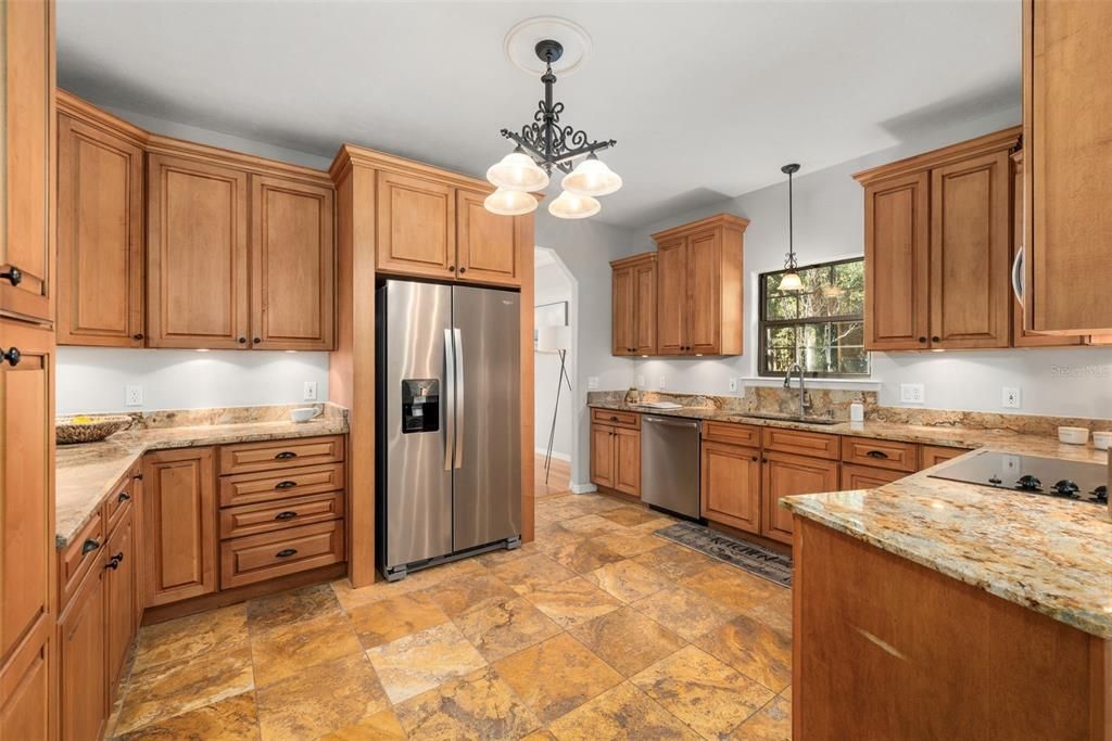 待售: $929,900 (3 贝兹, 2 浴室, 2865 平方英尺)