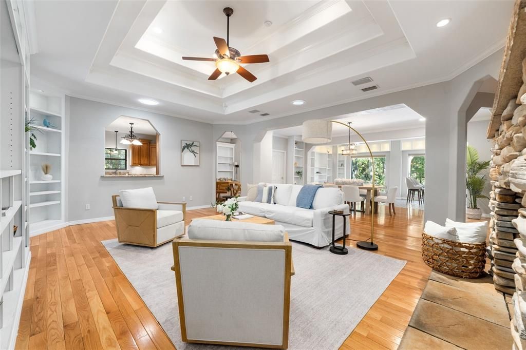 待售: $929,900 (3 贝兹, 2 浴室, 2865 平方英尺)