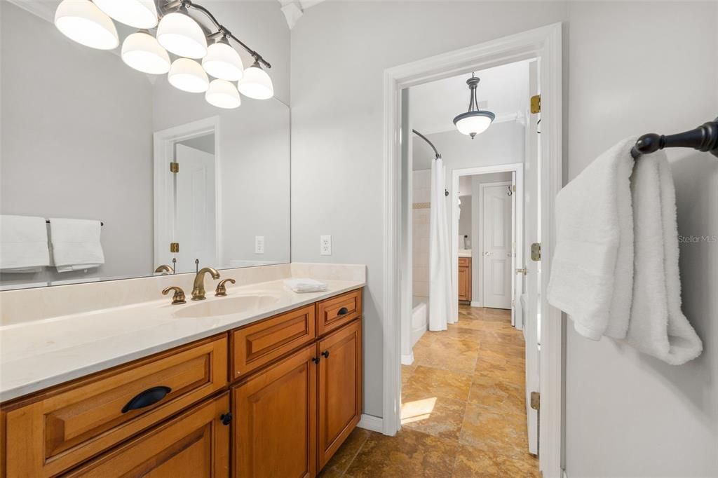 待售: $929,900 (3 贝兹, 2 浴室, 2865 平方英尺)