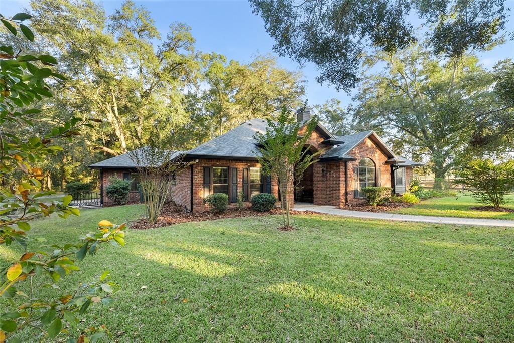 待售: $929,900 (3 贝兹, 2 浴室, 2865 平方英尺)