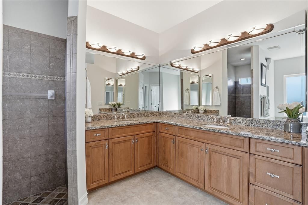 For Sale: $1,299,000 (4 beds, 4 baths, 3122 Square Feet)