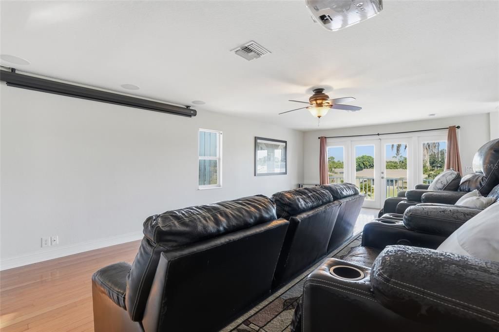 For Sale: $1,299,000 (4 beds, 4 baths, 3122 Square Feet)