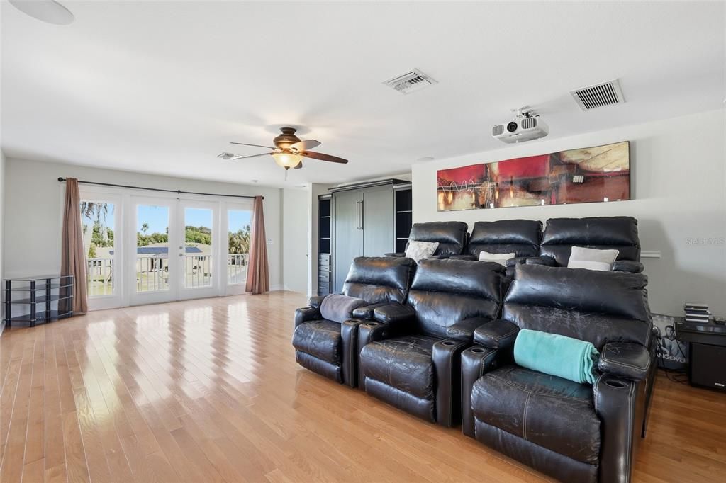 For Sale: $1,299,000 (4 beds, 4 baths, 3122 Square Feet)