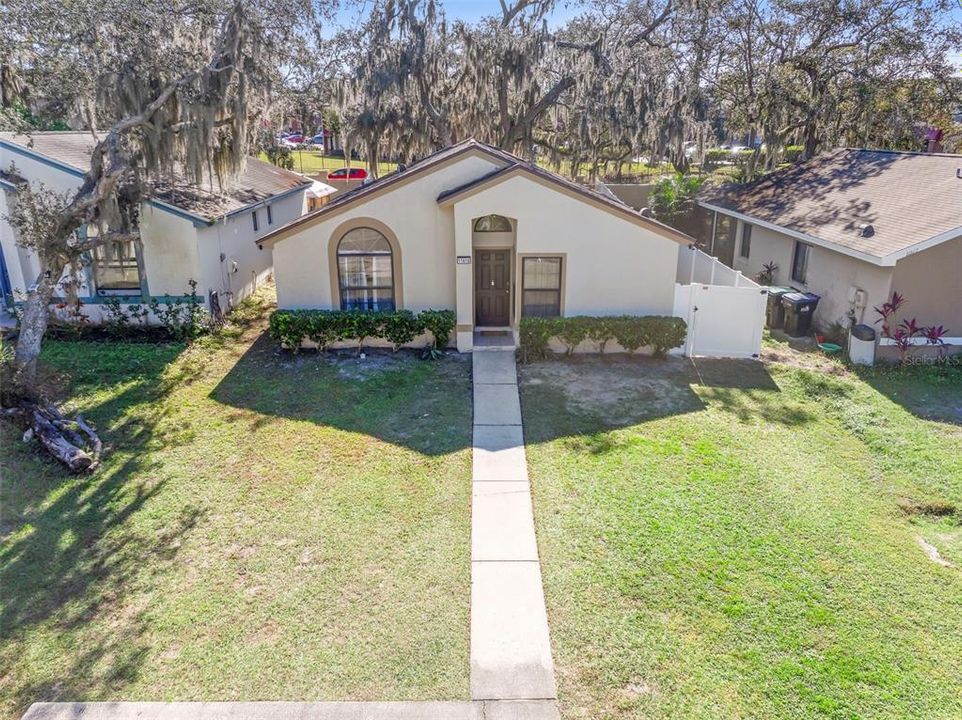 合同活跃: $295,000 (3 贝兹, 2 浴室, 1170 平方英尺)