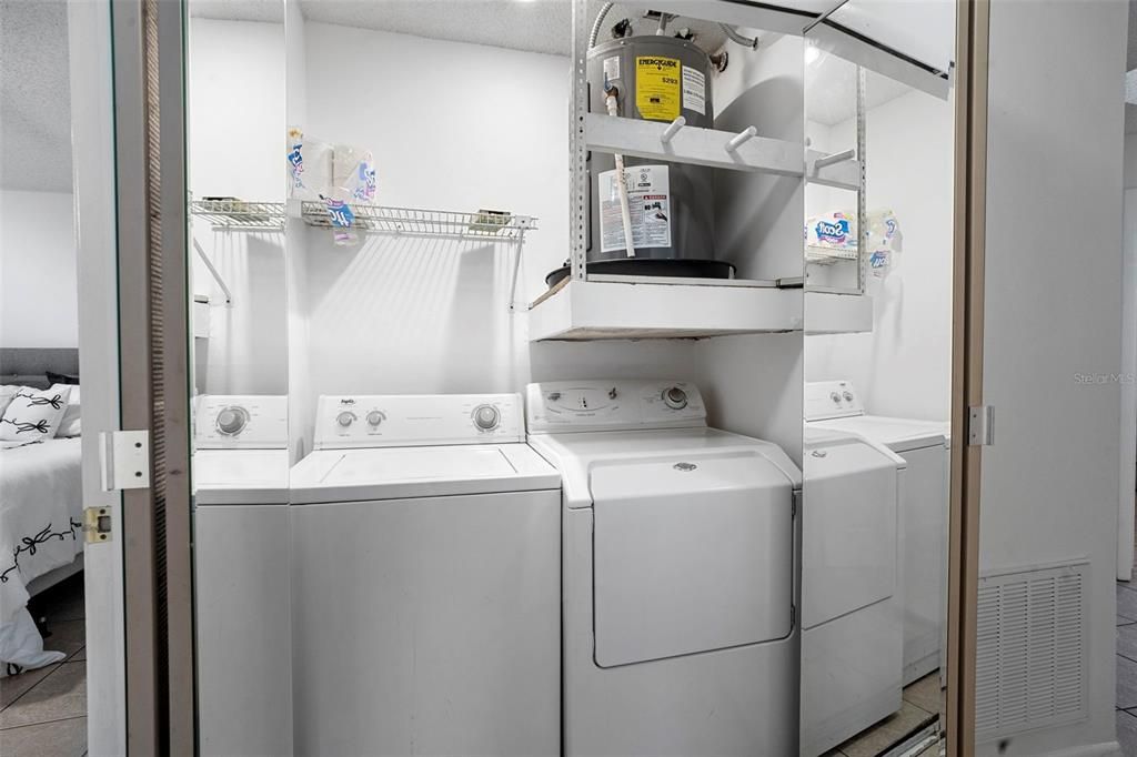 合同活跃: $295,000 (3 贝兹, 2 浴室, 1170 平方英尺)