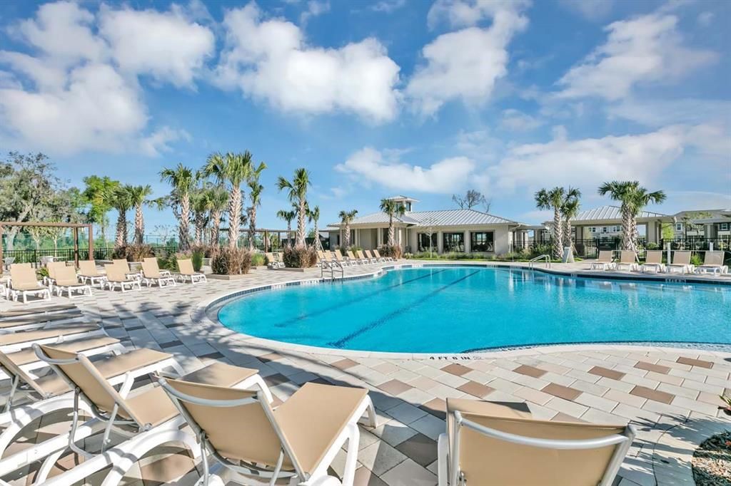 Active With Contract: $396,878 (4 beds, 3 baths, 2023 Square Feet)