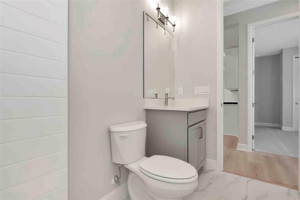 待售: $399,990 (2 贝兹, 2 浴室, 1434 平方英尺)