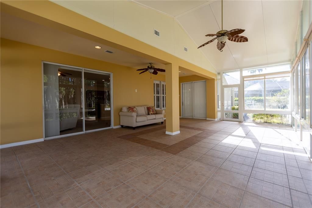 待售: $725,000 (4 贝兹, 2 浴室, 3134 平方英尺)