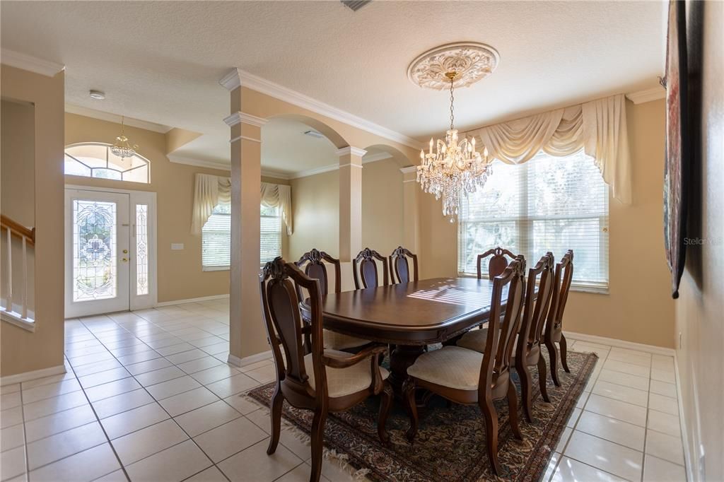 待售: $725,000 (4 贝兹, 2 浴室, 3134 平方英尺)