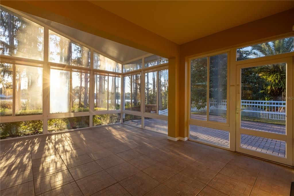 待售: $725,000 (4 贝兹, 2 浴室, 3134 平方英尺)