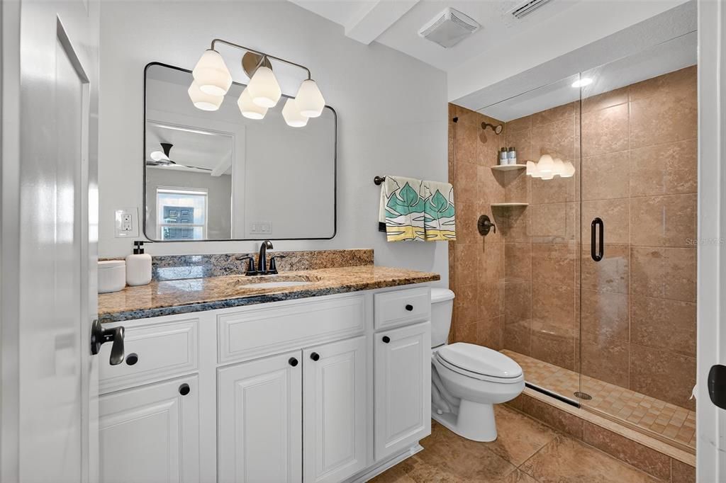 En Venta: $979,900 (4 camas, 3 baños, 1940 Pies cuadrados)