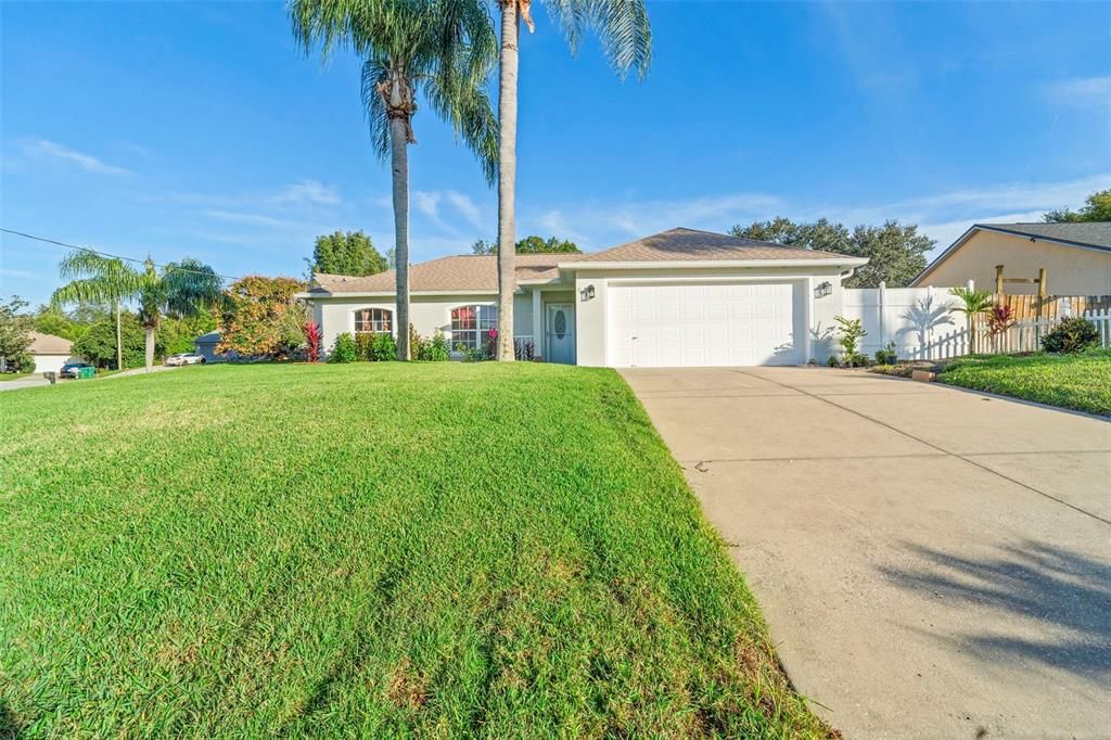 Под контрактом: $269,000 (3 спален, 2 ванн, 1514 Квадратных фут)