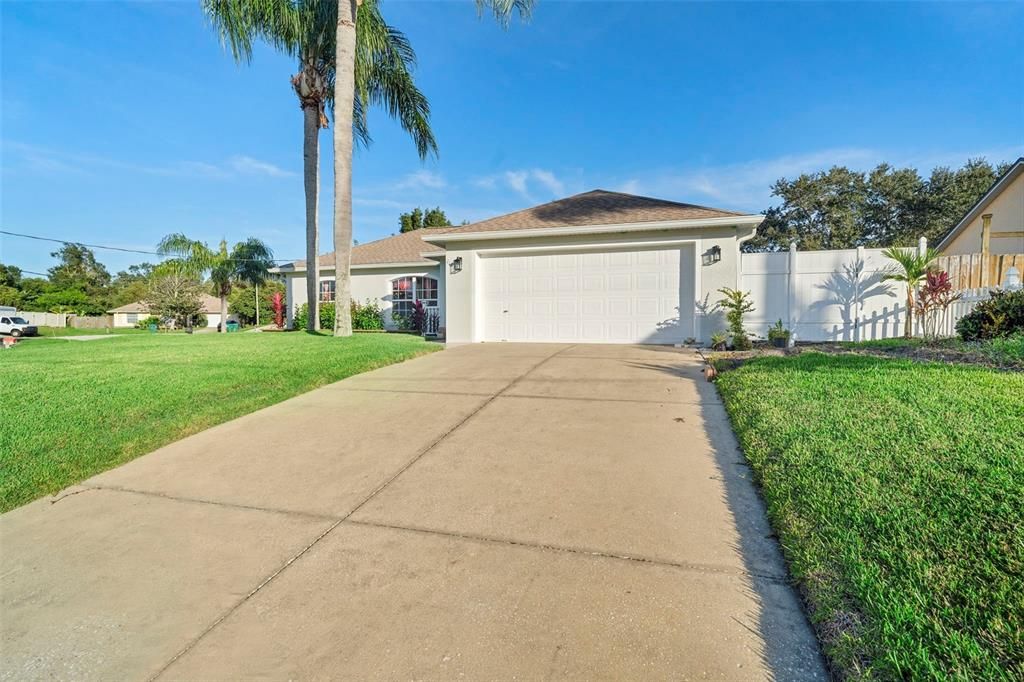 Под контрактом: $269,000 (3 спален, 2 ванн, 1514 Квадратных фут)