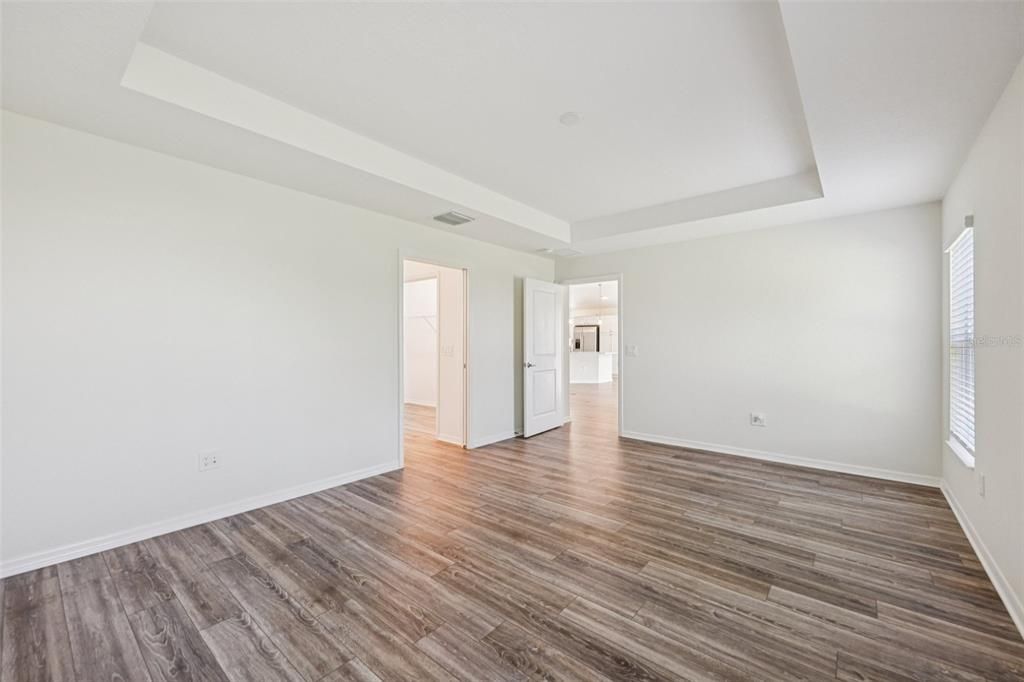 На продажу: $535,000 (3 спален, 3 ванн, 1924 Квадратных фут)