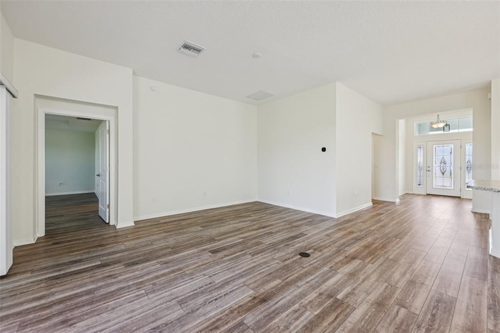 На продажу: $535,000 (3 спален, 3 ванн, 1924 Квадратных фут)