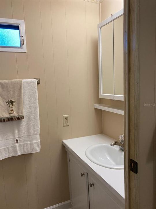 En Venta: $215,000 (2 camas, 1 baños, 1200 Pies cuadrados)