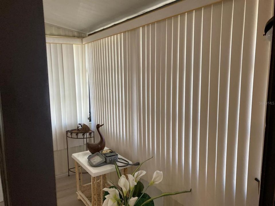 En Venta: $215,000 (2 camas, 1 baños, 1200 Pies cuadrados)