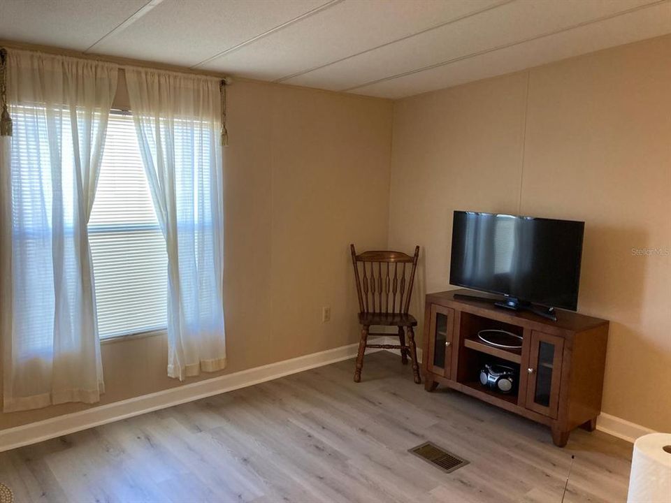 En Venta: $215,000 (2 camas, 1 baños, 1200 Pies cuadrados)