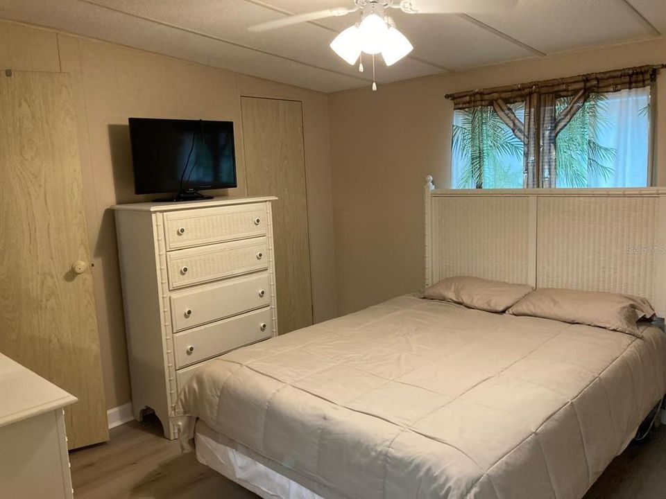 En Venta: $215,000 (2 camas, 1 baños, 1200 Pies cuadrados)