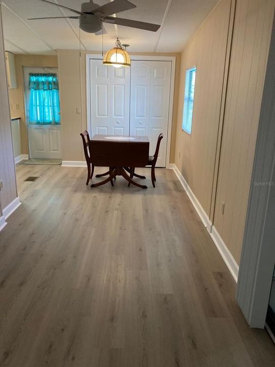 En Venta: $215,000 (2 camas, 1 baños, 1200 Pies cuadrados)