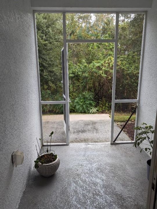 For Rent: $2,450 (3 beds, 2 baths, 1806 Square Feet)