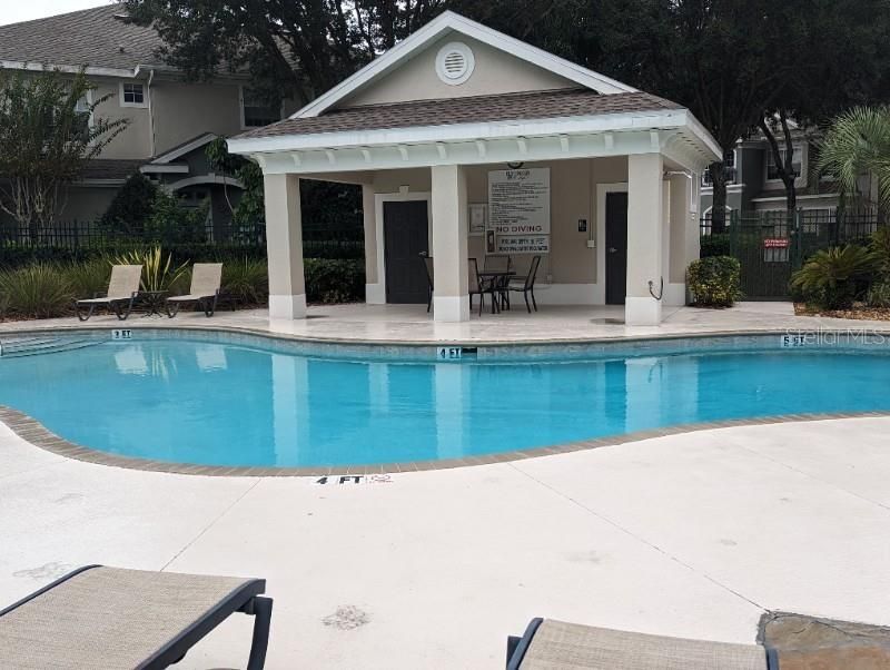 For Rent: $2,450 (3 beds, 2 baths, 1806 Square Feet)