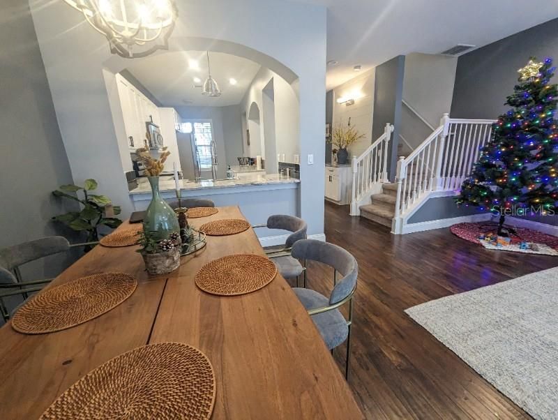 For Rent: $2,450 (3 beds, 2 baths, 1806 Square Feet)