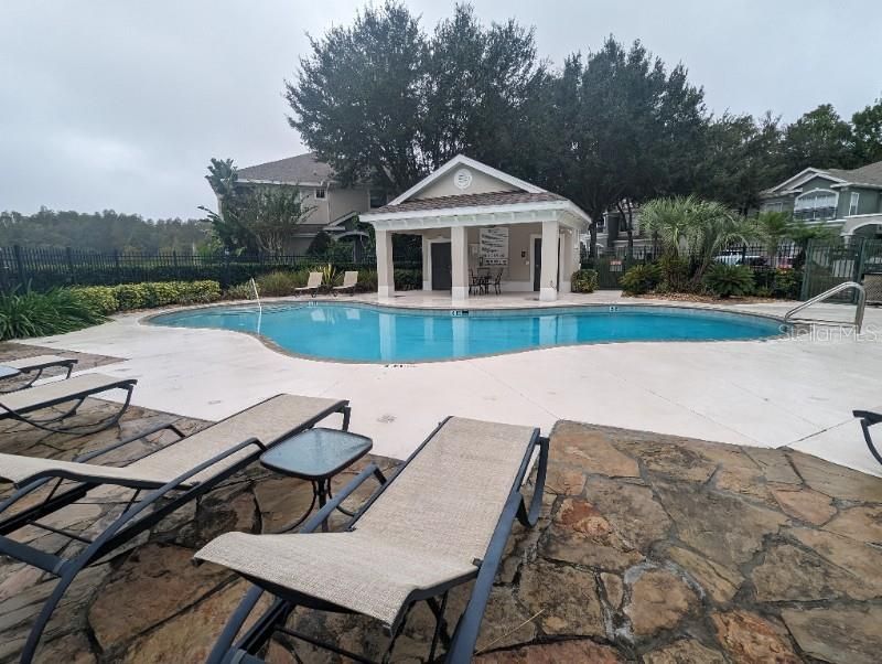 For Rent: $2,450 (3 beds, 2 baths, 1806 Square Feet)