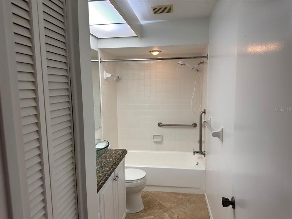 For Rent: $1,850 (2 beds, 2 baths, 1543 Square Feet)