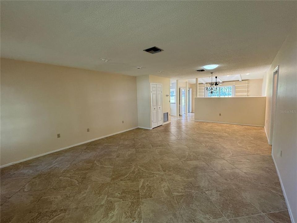 For Rent: $1,850 (2 beds, 2 baths, 1543 Square Feet)